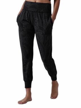 Athleta‎ Salutation Textured Joggers Black Paisley Dreamweaver Pattern Womens M